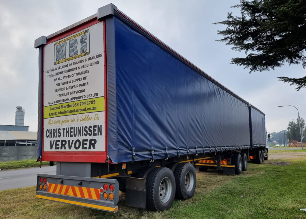 Trailer with Back Add Metal Road Services